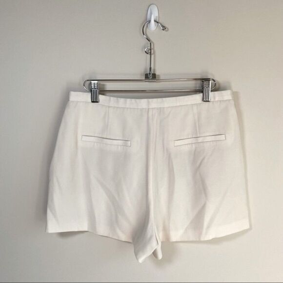 Babaton Wegner High Rise Shorts Fabric  Made in Japan Cream White Size 8 - Picture 2 of 6